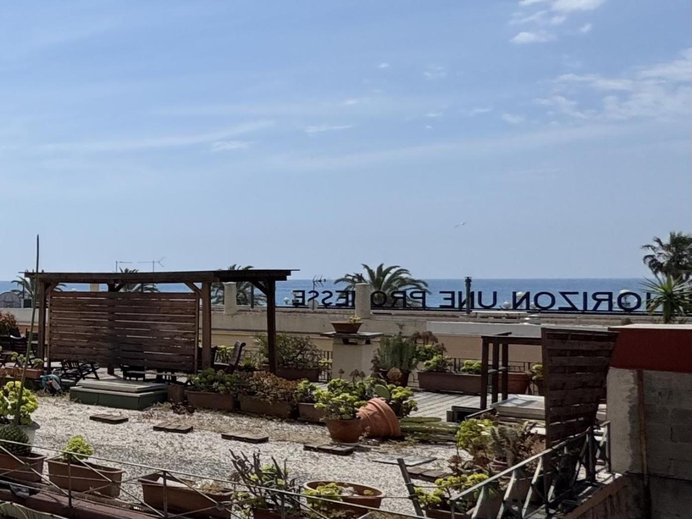 Riviera Cote D'azur - Old Town - Ac - Sea View - 50m Promenade Des Anglais- La Maison Linda Lejlighed *